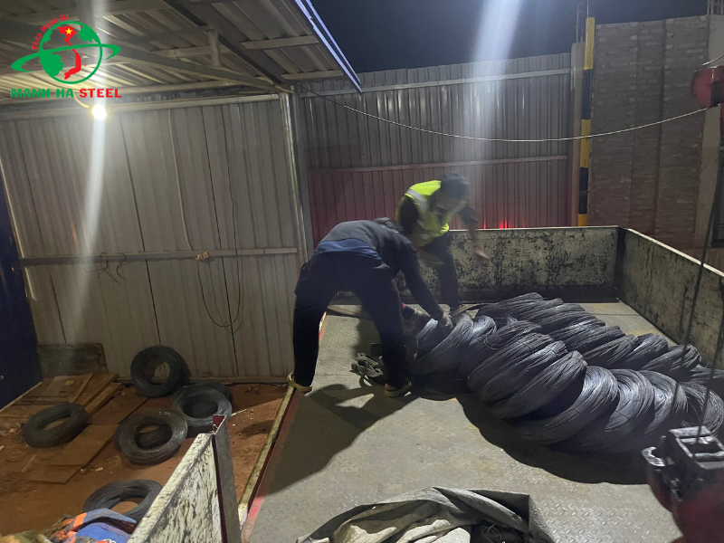 Tôn Thép Mạnh Hà giao 02 tấn thép buộc về dự án Sân bay Long Thành - Ảnh 5